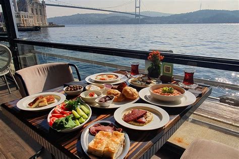 Istanbul güzel kahvaltı mekanları